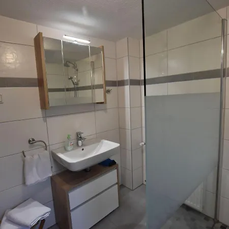 Salzhaff Family Retreat Daire